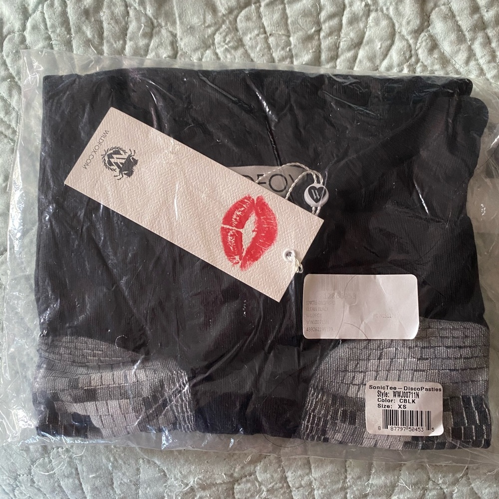 💥HOST PICK! HOT SALE 💥Wildfox Tee Disco Ball - Picture 3 of 3